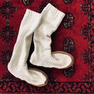 L. L. Bean slippers—knitted sock top, lined.